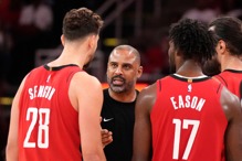 主帅「关键调度」收2连胜 火箭写队史50年来罕见纪录! 主帅「关键调度」收2连胜 火箭写队史50年来罕见纪录!