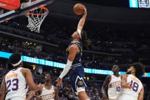 约柯奇大三元、助攻葛登360度灌篮秀 掘... 约柯奇大三元、助攻葛登360度灌篮秀 掘...