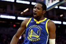 库明加学会传给巴特勒和库里 柯尔:接下来都是先发 库明加学会传给巴特勒和库里 柯尔:接下来都是先发