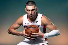 赫洛有望伤愈复出迎接本季初登场 目标下周对战独行侠