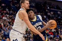 鹈鹕「皇后」砍30分仍输掘金 约柯奇从他身上看见自己