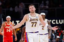 惨！唐西奇独木难撑 湖人狂输老鹰20分吞客场首败