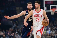 队史首位连三场达25分10篮板5助攻 森根率火箭收5连胜