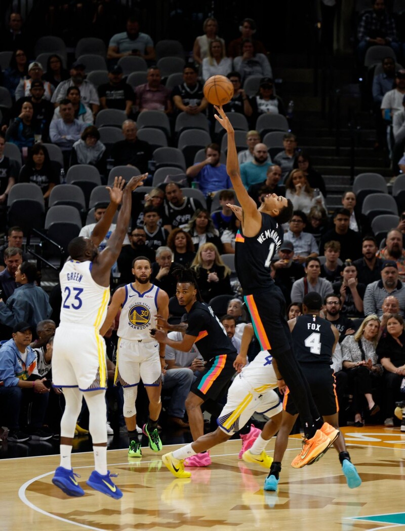 温班亚玛赏格林超浮夸火锅！ 勇士主帅揭防守秘诀