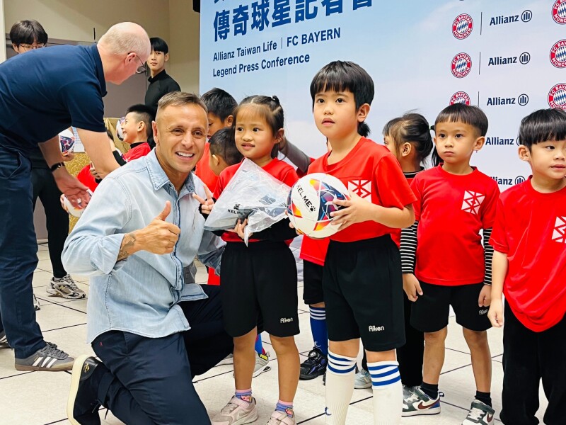 足球／拜仁慕尼黑球星拉菲尼亚访台 盼用自身故事激励青少年球员