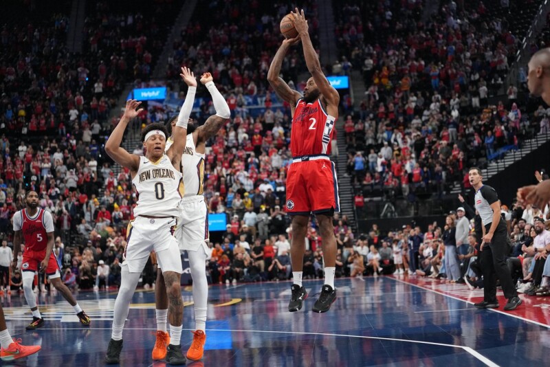 雷纳德生涯第3次压哨绝杀 末节爆发送鹈鹕开季5连败 雷纳德生涯第3次压哨绝杀 末节爆发送鹈鹕开季5连败