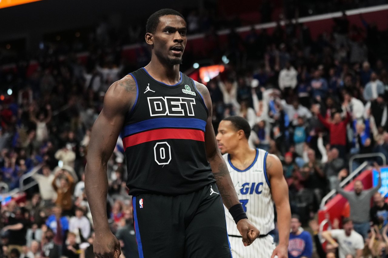 「小魔兽」杜伦缺阵无碍！活塞开季前20战夺16胜 20年来首见