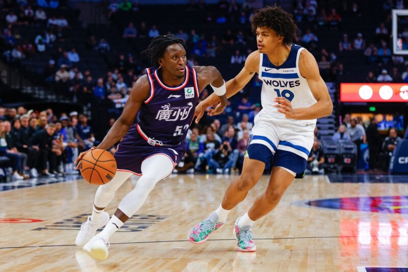 上月才代表广州龙狮征战 欧拉迪波返美加盟雄鹿G联盟