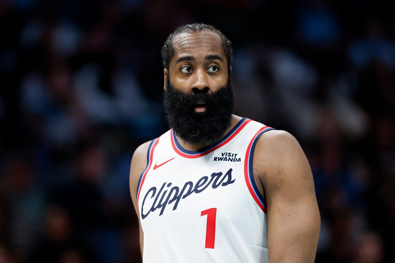 史上第一人！哈登笑拥快船火箭得分纪录 50分场次平Kobe