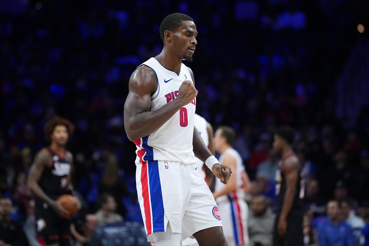 康宁汉下半场苏醒狂飙24分 助活塞逆转强取6连胜