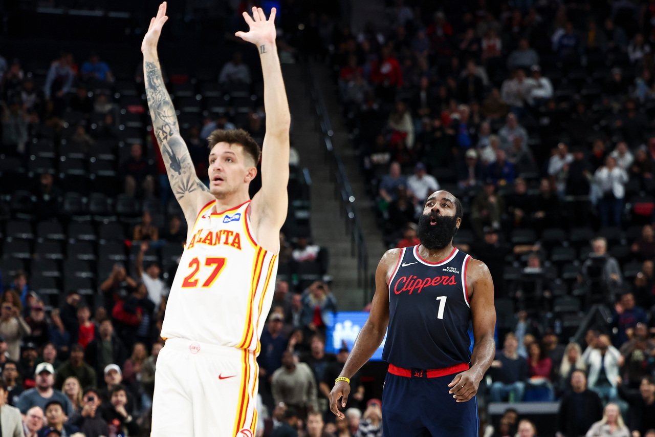 捷克一哥率老鹰连斩洛杉矶双雄 哈登谈快船低迷：球员进进出出