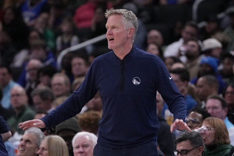 揭勇士尴尬「不胜定律」 柯尔:我是对手会让球星轮休 揭勇士尴尬「不胜定律」 柯尔:我是对手会让球星轮休