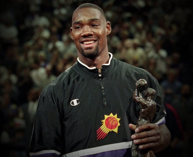 因沙滩车事故瘫痪17年 前最佳第六人辞世享年54岁