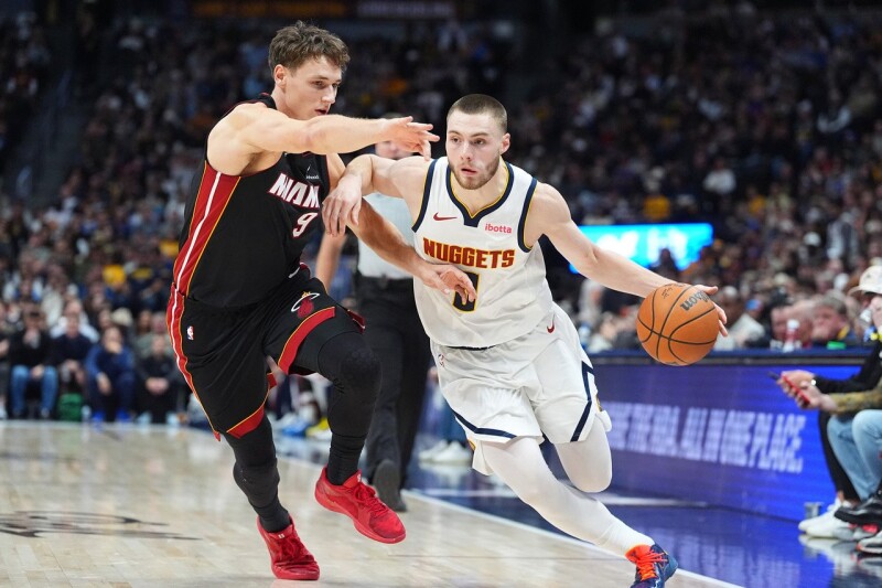 掘金战力拉警报！葛登右腿筋2级拉伤 将休4至6周 