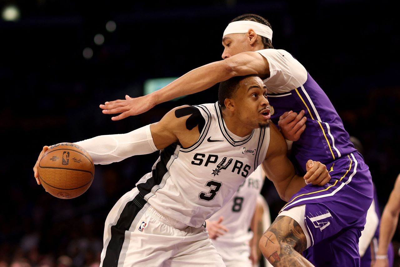 马刺强森想用NBA杯奖金买羊驼 猜队友会买蓝宝坚尼