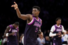 挡不住爱德华致胜三分球 雷霆主帅：之前多半能赢下来