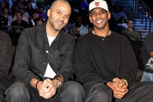 告别快船后未远离篮球 保罗现身观看雷霆马... 告别快船后未远离篮球 保罗现身观看雷霆马...