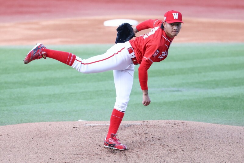 日职／徐若熙奔向软银感谢龙队 「生涯起点是味全龙永远不会变」