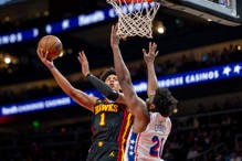 老鹰小将连4场大三元神纪录 史上仅次魔术... 老鹰小将连4场大三元神纪录 史上仅次魔术...