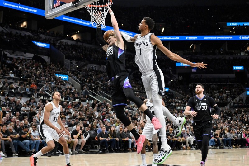 温班亚玛重返先发轰32分 马刺遭爵士外线狙击终结8连胜