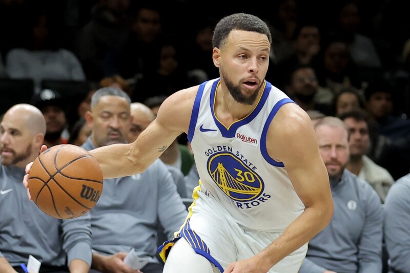 认同柯尔说勇士是「殒落王朝」 格林：库里第17年了