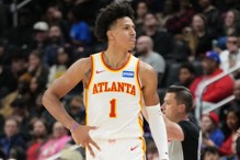 杨恩缺阵强森扛重任打出明星身价 背后关键...