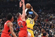 连续16季全勤才能打破！詹姆斯上次得分低于两位数 布朗尼才2岁