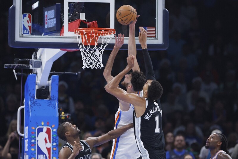 痛批霍姆葛伦「打太软」柏金斯：马刺根本在霸凌