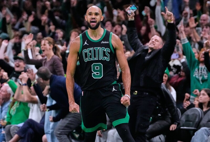 连续58场命中三分超越「矮汤」 怀特破绿军队史纪录