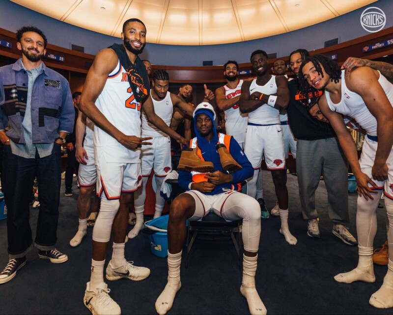 尼克替补中锋拿零分还犯满 却获总教练和唐斯称赞