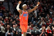 亚历山大连续93场至少20分 距张伯伦纪录障碍M33