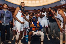 尼克替补中锋拿零分还犯满 却获总教练和唐斯称赞