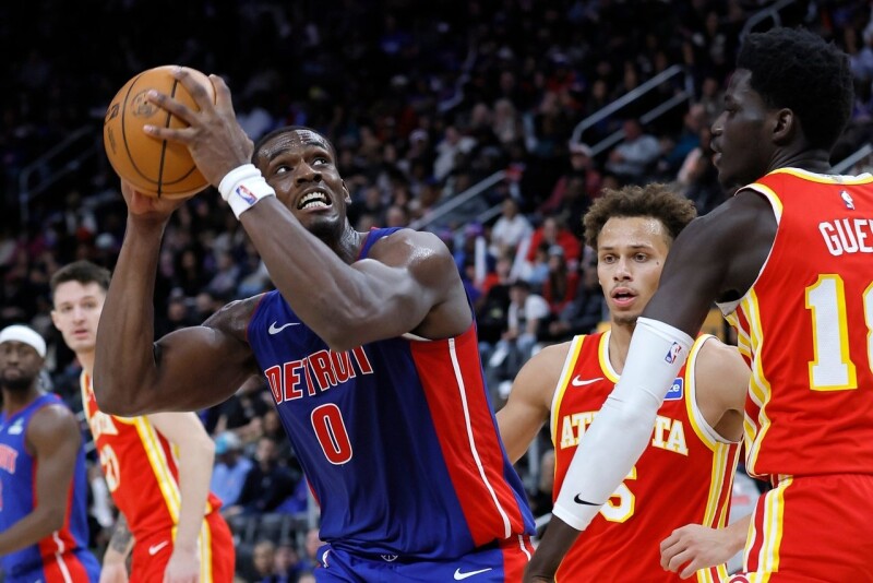 活塞「12猛汉」写罕见纪录 强森成老鹰惨败唯一亮点