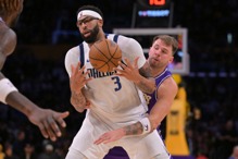 从震惊到逐渐适应达拉斯 「浓眉」回顾年初... 从震惊到逐渐适应达拉斯 「浓眉」回顾年初...