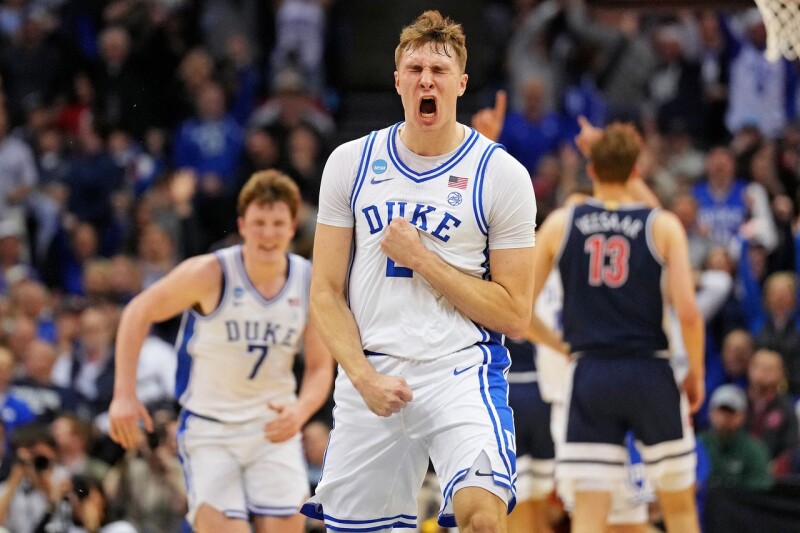 NCAA／NBA准状元佛雷格缴30分全能数据 助杜克大学杀进8强