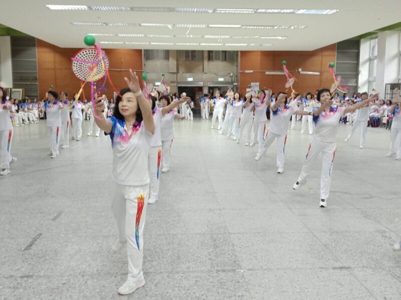 基隆风行的柔力球往外县市推广 台东、嘉义都邀请表演