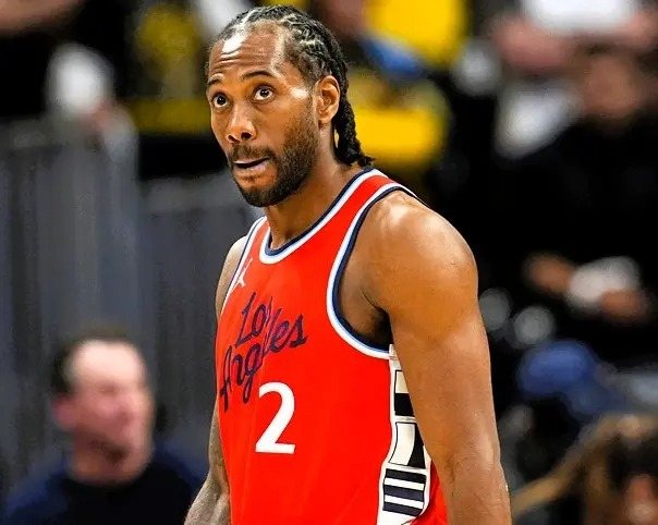 NBA球星密集访中 快船队雷纳德到四川 喊想吃美食