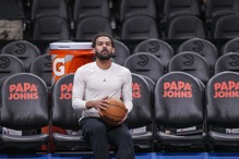 回顾交易案发生当天 杨恩自曝曾为这一原因流下男儿泪