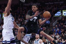 乔治狂飙生涯新高43分!没马卡南的爵士爆... 乔治狂飙生涯新高43分!没马卡南的爵士爆...