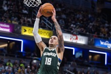 2020夺冠成员可能回归？雄鹿库兹玛成湖人目标之一