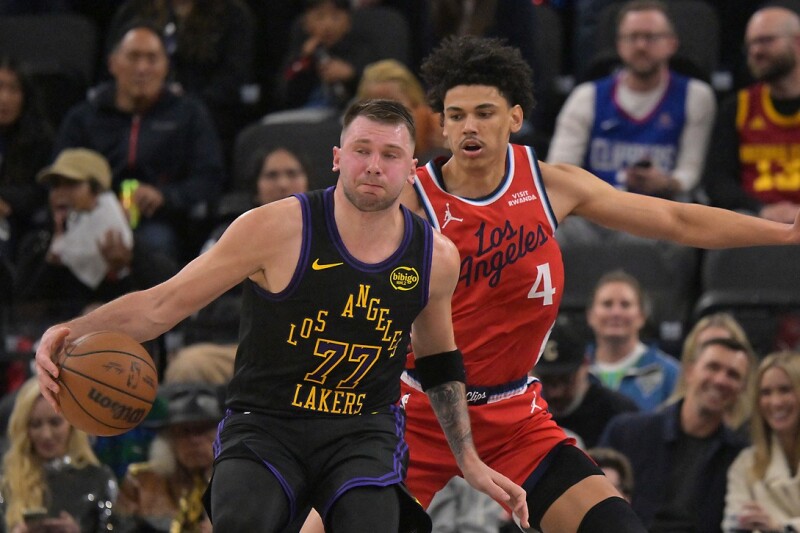 唐西奇32分正负值却全队最低 快船7人得分上双退湖人