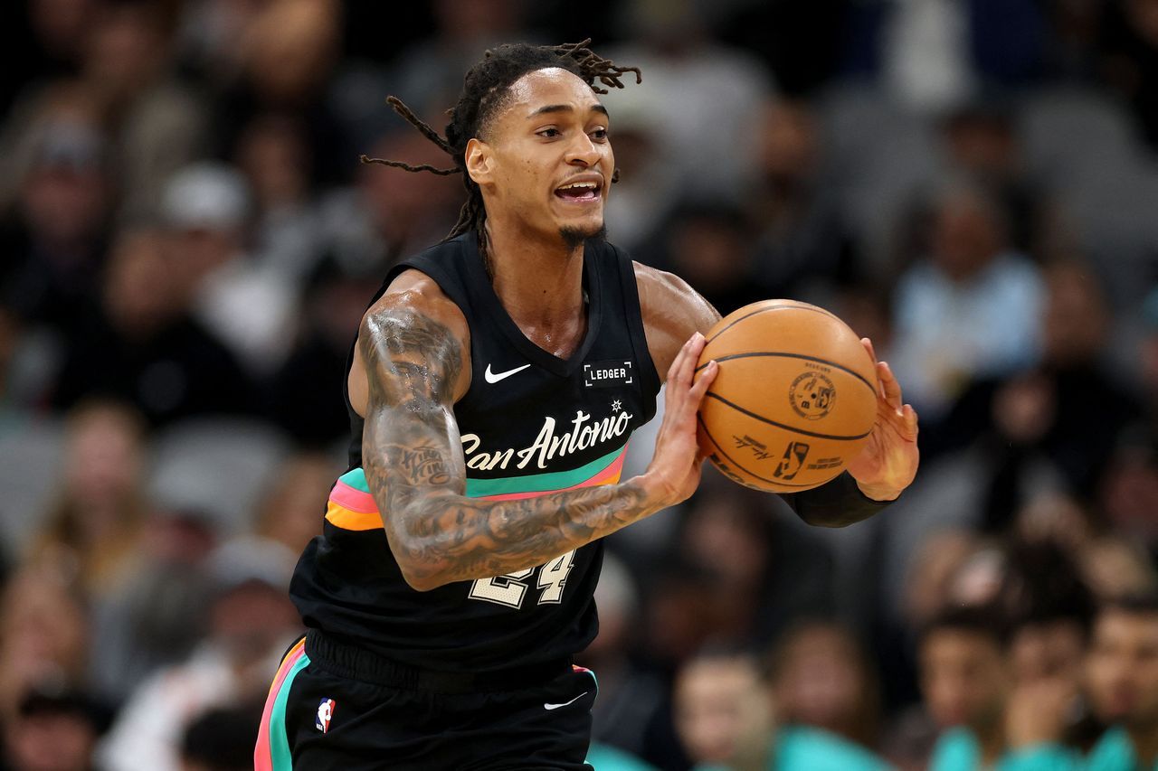 马刺战力拉警报！瓦赛尔左腿侧内收肌拉伤 回归时间未定