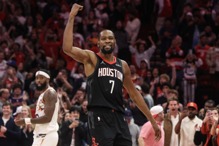 季前网路回呛太阳球迷 KD今投进准绝杀直呼「超爽」 季前网路回呛太阳球迷 KD今投进准绝杀直呼「超爽」