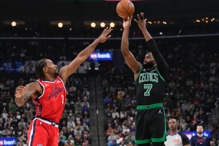 未拿单月最佳布朗爆气怒砍50分 绿衫军终结快船6连胜