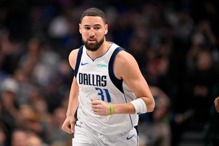 汤普森on fire！上半场轰23分达里程碑 助残缺独行侠连胜爵士