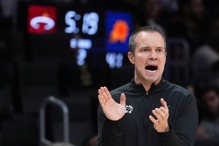 末节比赛变美式足球！太阳总教练罕见批评吹判尺度