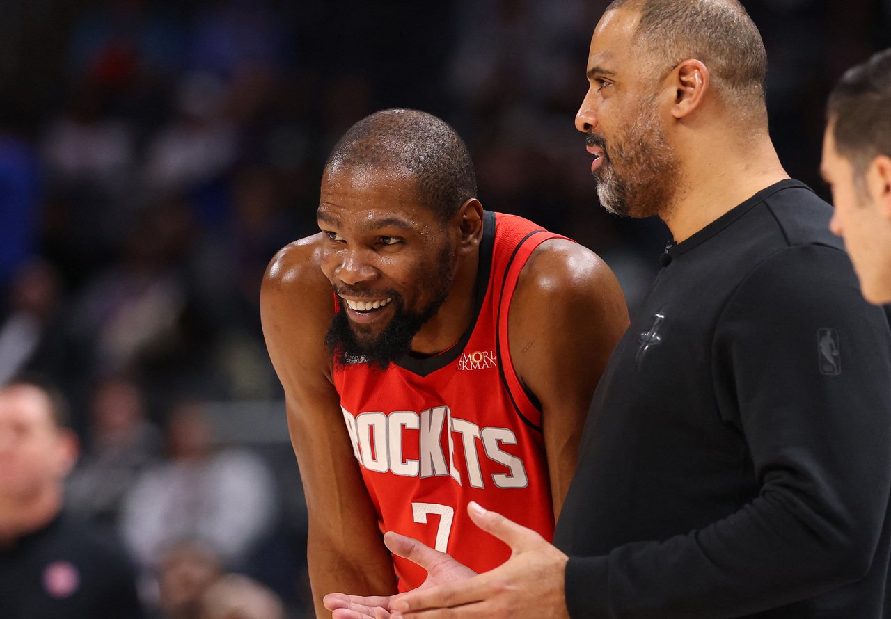 平均上场时间联盟最高！尤多卡谈杜兰特：他每天都想比赛