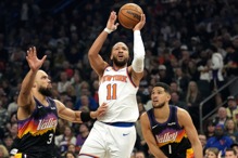 尼克老板飞客场督军难挽颓势 布朗森关键失手：全都怪我