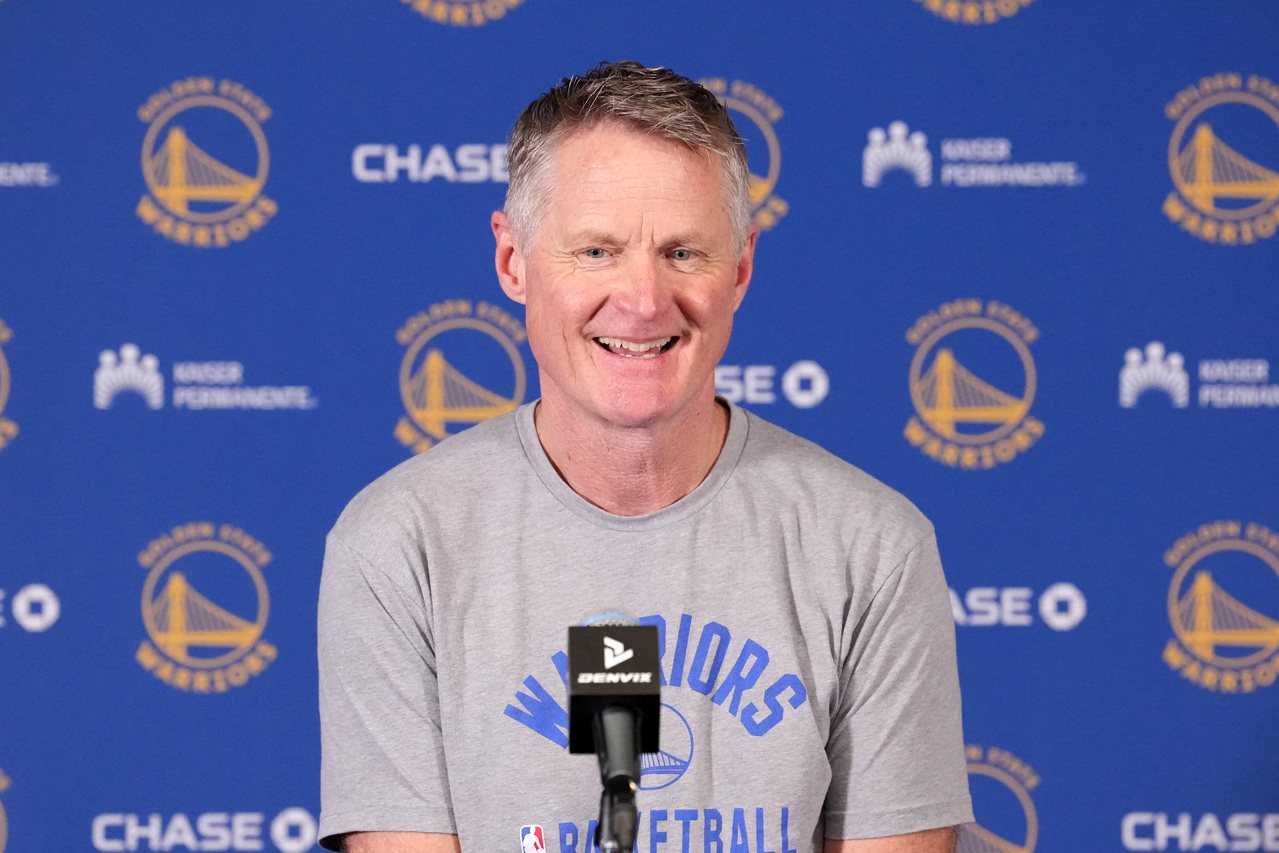 柯尔说勇士不必年年争冠 卡森斯怒批：不同意每句话