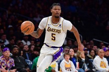 前湖人潜力锋线离开立陶宛 被交易至快船G...